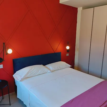 The 6 Apartments S-3